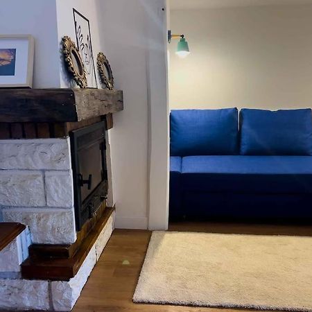 Maison Semi-Troglodyte Avec 4 Velos Rochecorbon Bagian luar foto